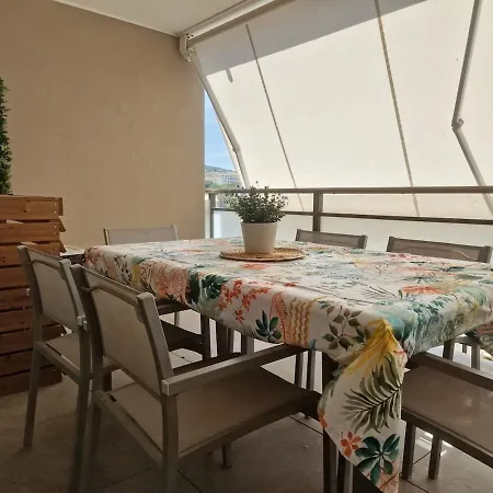 Appartement T4 De Standing Proche Climatise Terrasse Et Garage