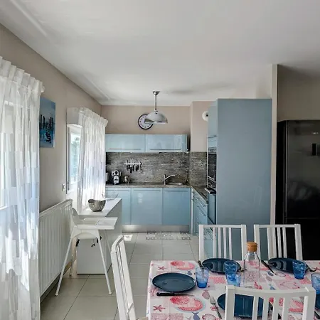 Appartement T4 De Standing Proche Climatise Terrasse Et Garage