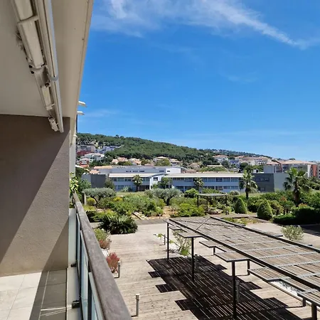 Appartement T4 De Standing Proche Climatise Terrasse Et Garage