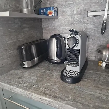 Appartement T4 De Standing Proche Climatise Terrasse Et Garage *